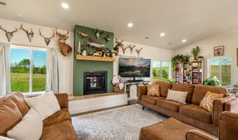 16 Peak View Dr, Buffalo, WY 82834