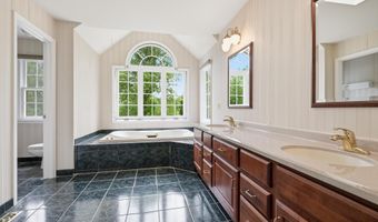 206 VERNET Dr, Hockessin, DE 19707