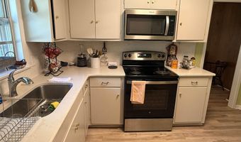 401 E Oak St, Atmore, AL 36502