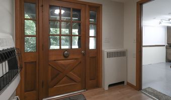 411 Lakeshore Rd, Ashland, OH 44805