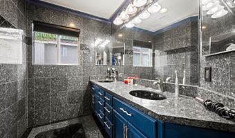 29819 Platanus Dr, Escondido, CA 92026