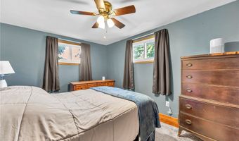 140 Haussauer Rd, Amherst, NY 14068