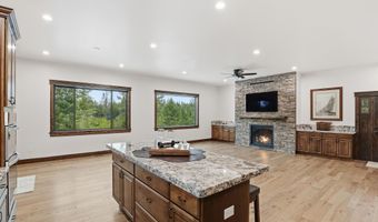 216 Mara Mdws, Athol, ID 83801