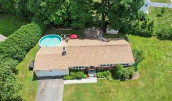 20 Club Ln, Cheshire, CT 06410