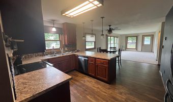 902 N Penn St, Aberdeen, SD 57401