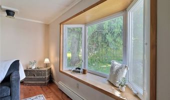 7515 Main St, Almond, NY 14804