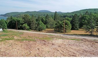 18 Hamor Ln, Bar Harbor, ME 04609