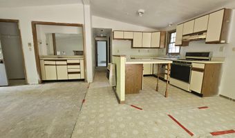 12 Larch Ln, Albrightsville, PA 18210