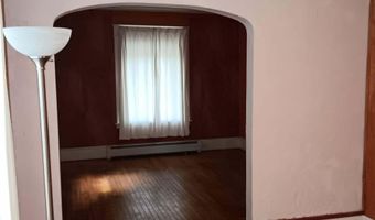 29 Princeton St, Bangor, ME 04401