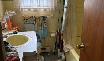 913 Blenheim Ave, Absecon, NJ 08201