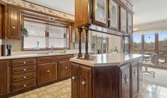 1128 Benton St, Anoka, MN 55303