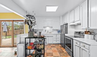 2999 Diane St, Ashland, OR 97520