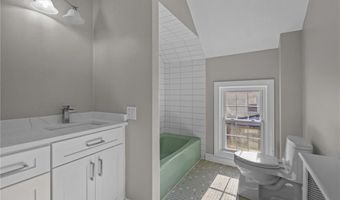 55 Walnut St, Johnston, RI 02919