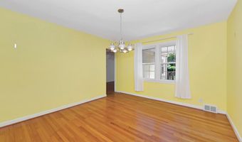 12 Greenfield Dr, Ansonia, CT 06401