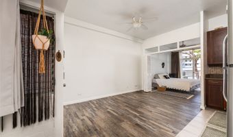1020 Green St 208, Honolulu, HI 96822