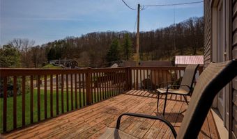 6 Lincoln Hts, Alum Creek, WV 25003