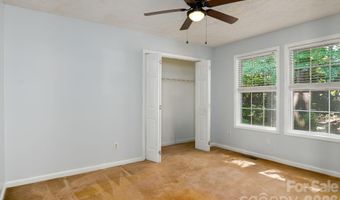 135 Brookhaven Ln, Advance, NC 27006