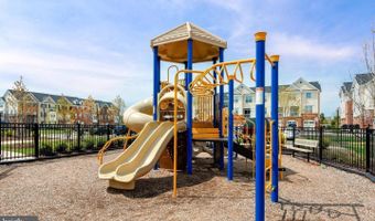 23225 MILLTOWN KNOLL Sq 109, Ashburn, VA 20148