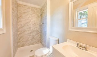 16301 Trenton Dr, Biloxi, MS 39532