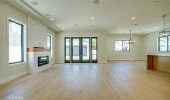6250 Lindley Ave, Encino, CA 91316