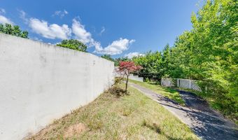 137 Bradley 137, Baldwin, GA 30511