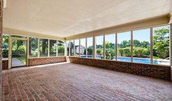 628 Charlotte St, Athens, TN 37303