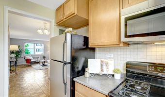 4352 N PERSHING Dr #43522, Arlington, VA 22203
