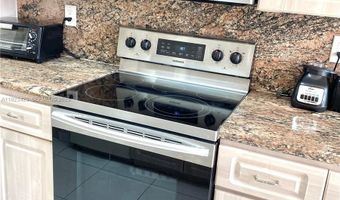 19195 NE 36th Ct 402, Aventura, FL 33180