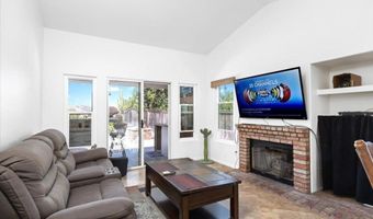 878 Rivertree Dr, Oceanside, CA 92058