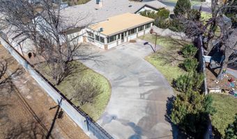 1403 S Country Club Cir, Carlsbad, NM 88220