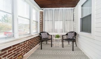 54 S 5th Ave, Beech Grove, IN 46107