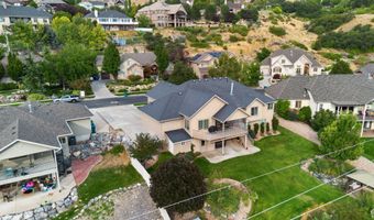 8905 N PINE HOLLOW Dr, Cedar Hills, UT 84062