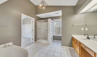 4935 Tanners Spring Dr, Alpharetta, GA 30022