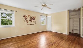 8352 ORANGE Ct, Alexandria, VA 22309