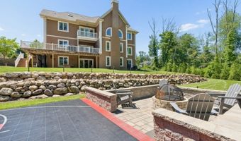 3 Buckingham Rd, Bayonne, NJ 07035