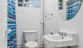 102 Winston Rd, Akron, OH 44313