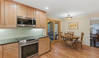 37 Tall Wood Holw, Avon, CT 06001