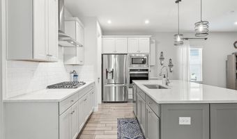 5540 DEL CORONADO Dr, Apollo Beach, FL 33572