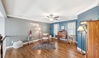 302 Fox Hollow Woods Dr, Ballwin, MO 63021