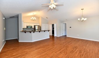 9397 Villa Woods Dr 213, Avon, IN 46123