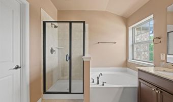 3931 Asbury Ln, Addison, TX 75001