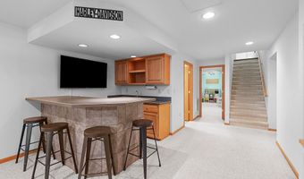 N9634 CHADBURY Lane, Appleton, WI 54915