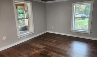 200 Cool Mist Ln, Batesville, AR 72501