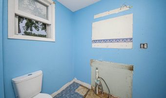 301 And 305 NW 6th St, Abilene, KS 67410