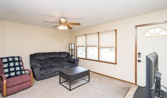 3909 Toronto St, Ames, IA 50014