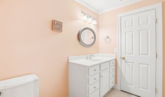 20 Bart Dr, Canton, CT 06019