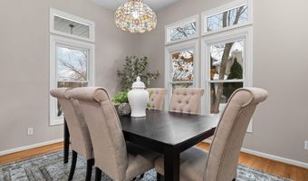 5971 Creekview Ct, Ann Arbor, MI 48108