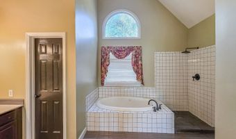 6016 Fords Lake Ct, Acworth, GA 30101