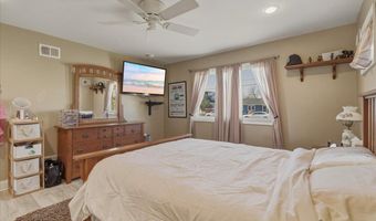 32 Cove Rd W, Bayville, NJ 08721