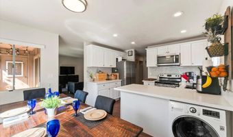 5483 Adobe Falls Rd 7, San Diego, CA 92120